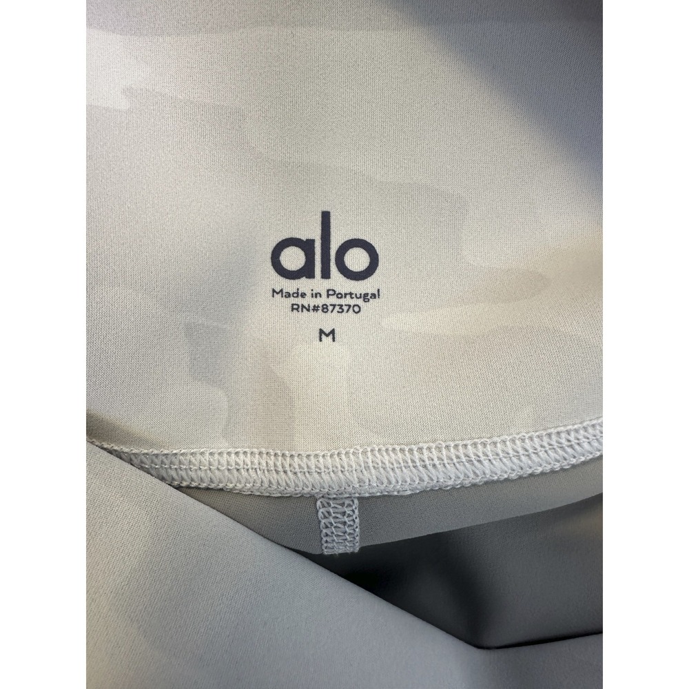 Alo Yoga High-Waist Vapor Biker Shorts White Gray Camo Print Medium Gym Athletic - Picture 6 of 15